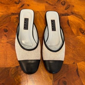 Lambertson Truex cap toe mules size 36